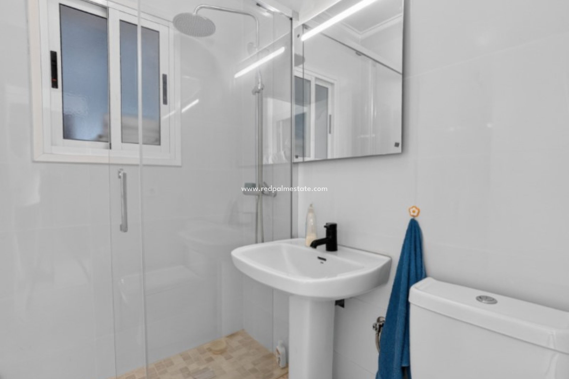 Videresalg - Villa -
Torrevieja