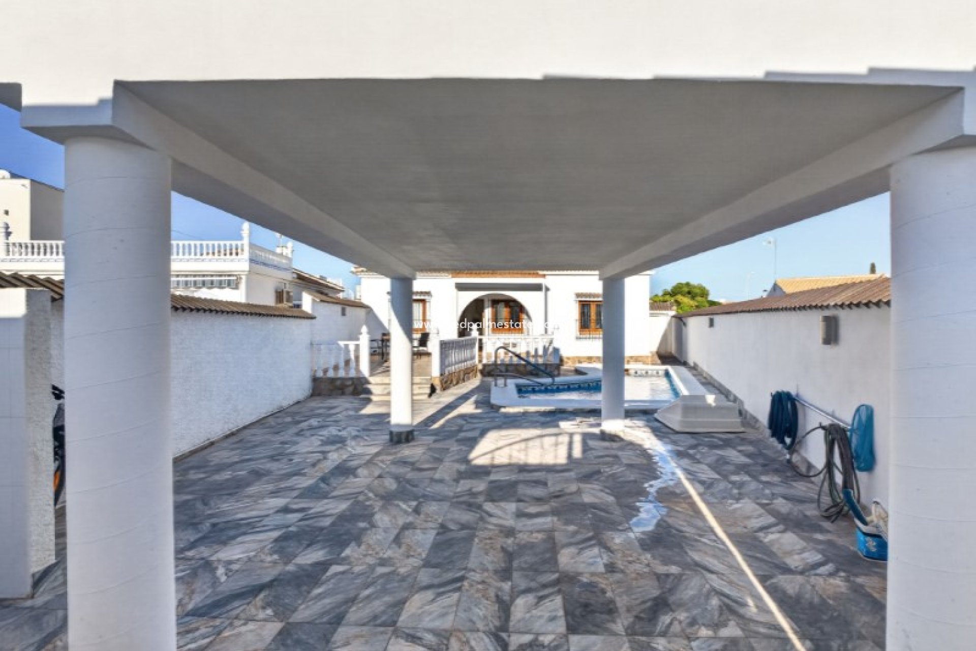 Videresalg - Villa -
Torrevieja