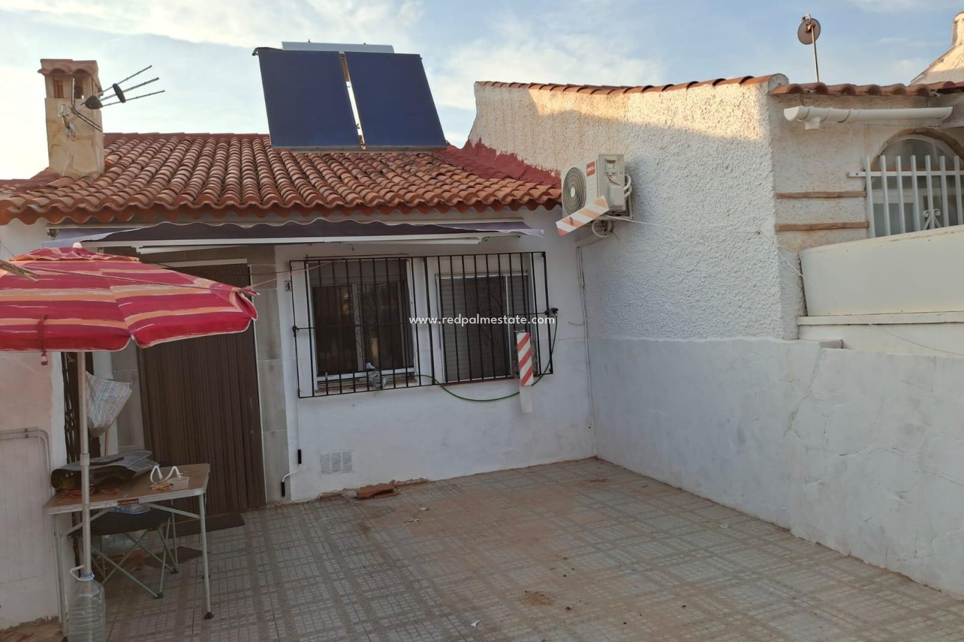 Videresalg - Villa -
Torrevieja