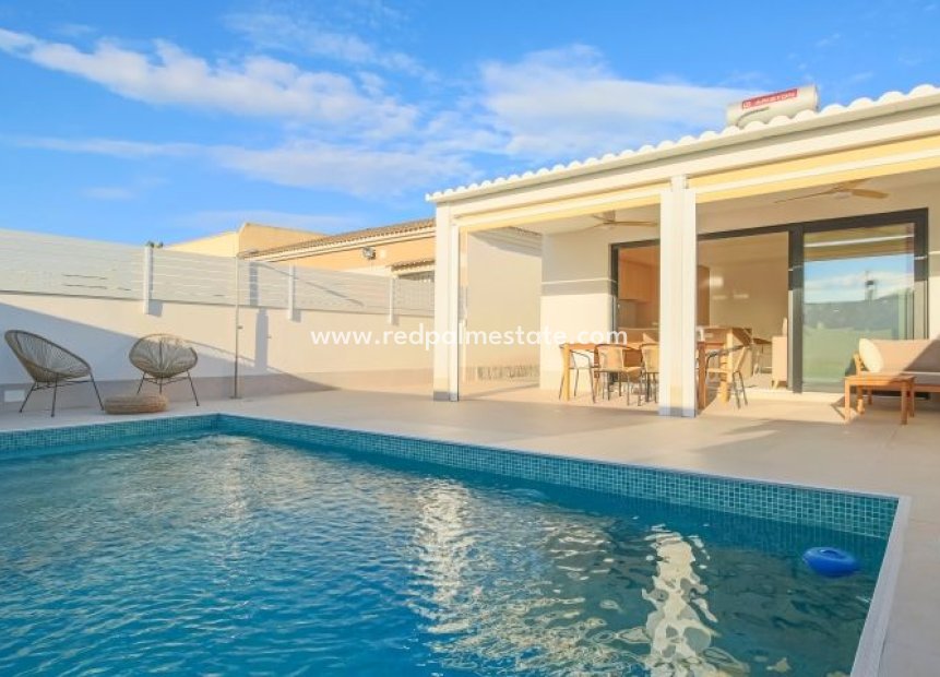 Videresalg - Villa -
Torrevieja