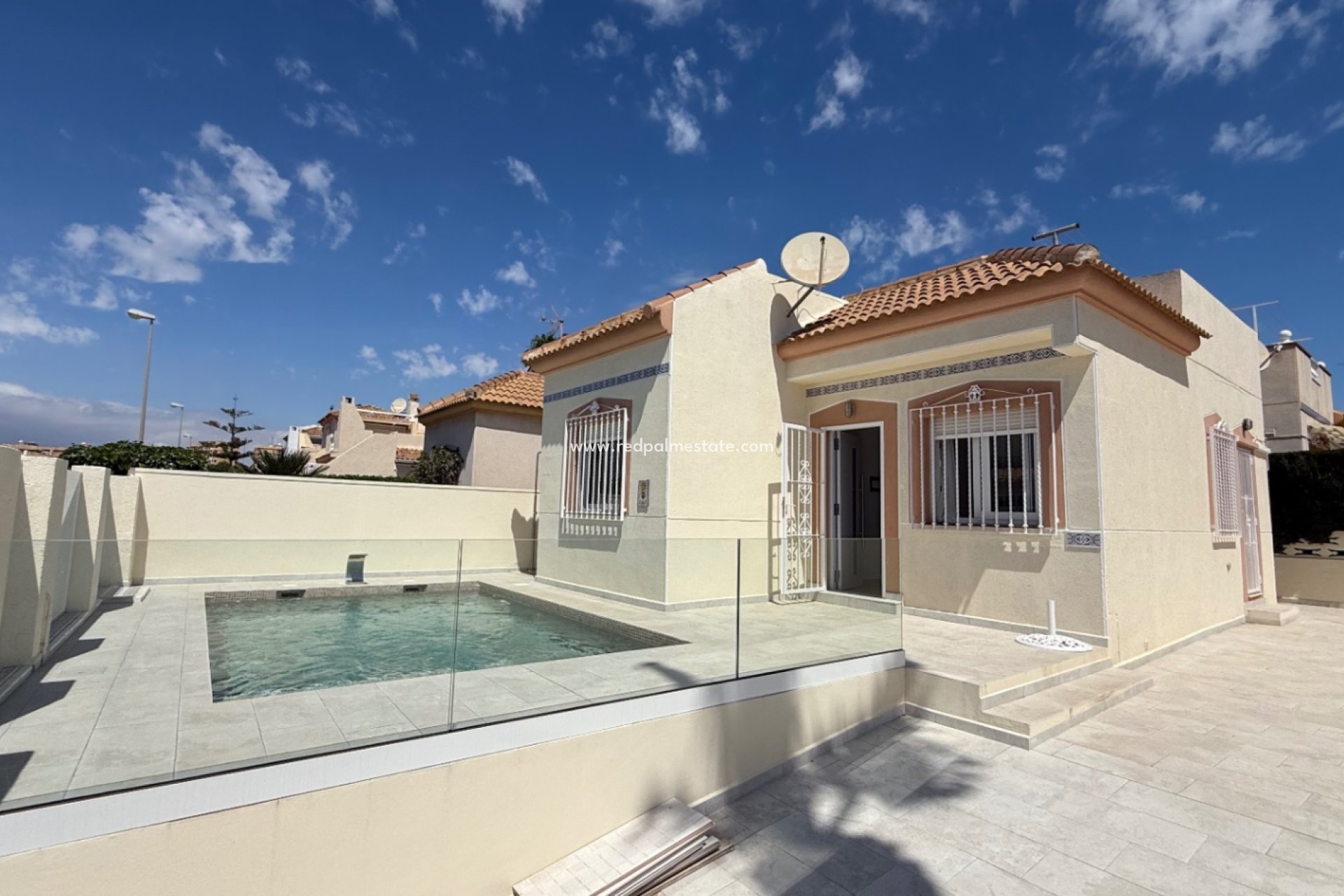 Videresalg - Villa -
Torrevieja