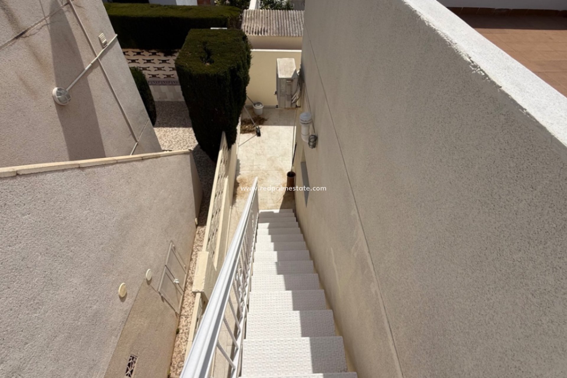 Videresalg - Villa -
Torrevieja