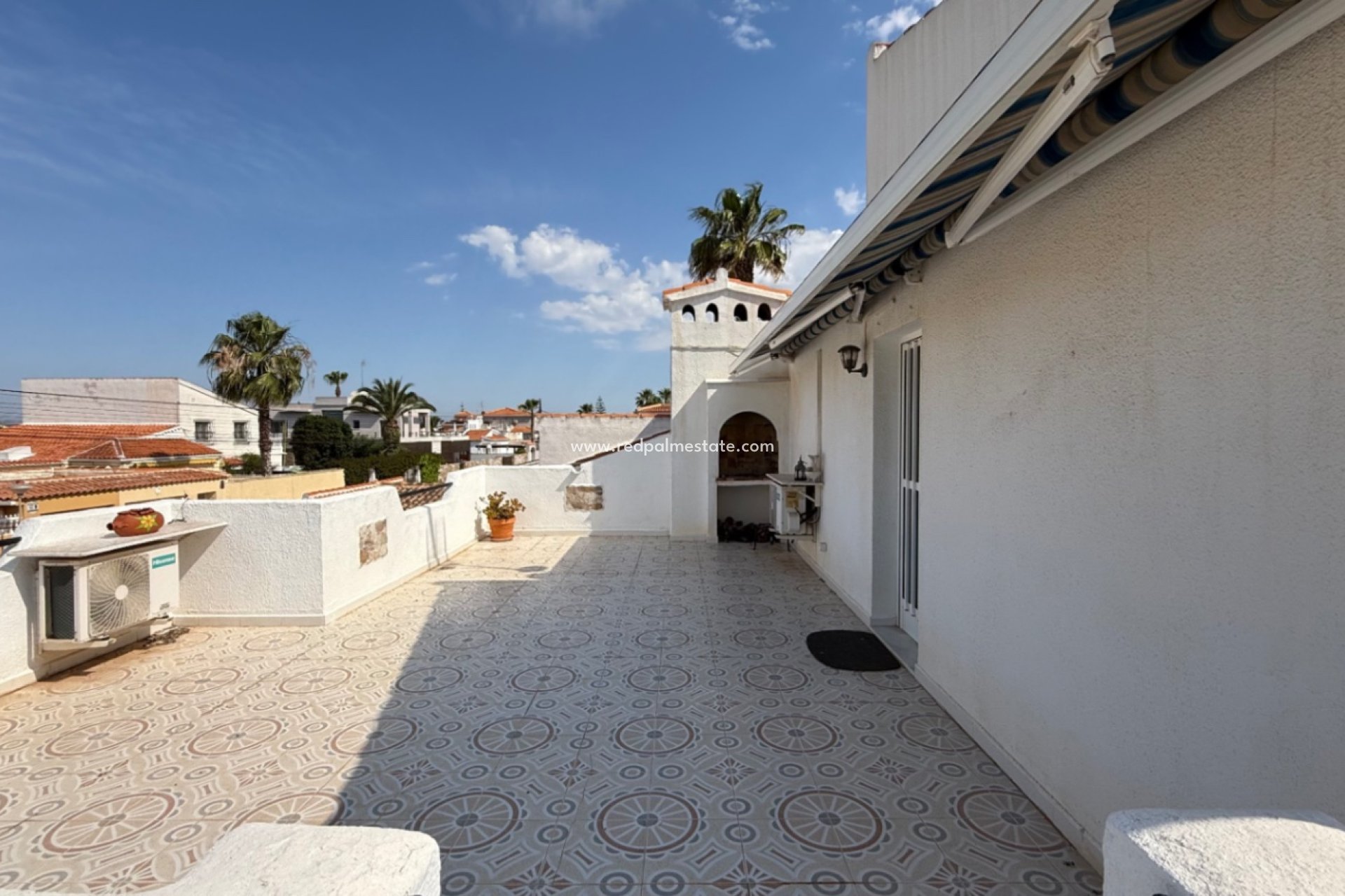 Videresalg - Villa -
Torrevieja