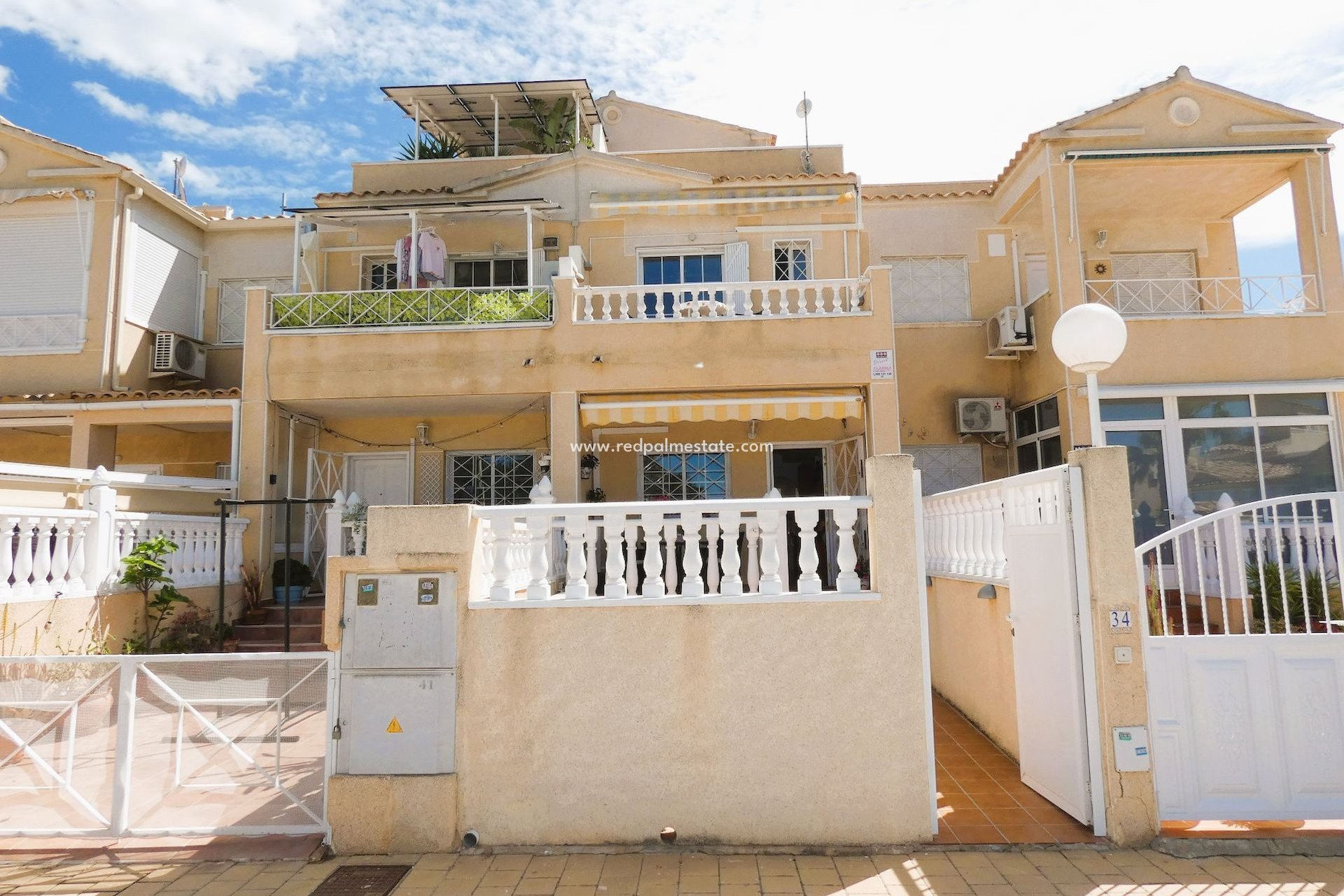 Videresalg - Villa -
Torrevieja