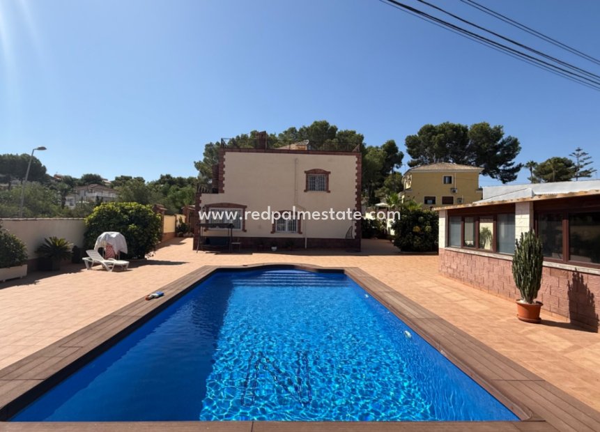 Videresalg - Villa -
Torrevieja