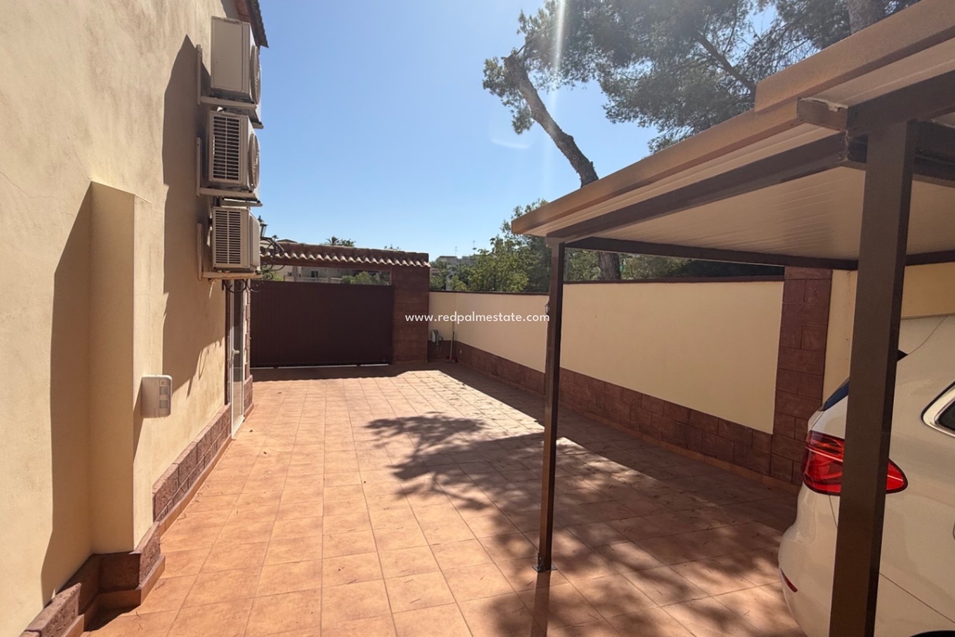 Videresalg - Villa -
Torrevieja