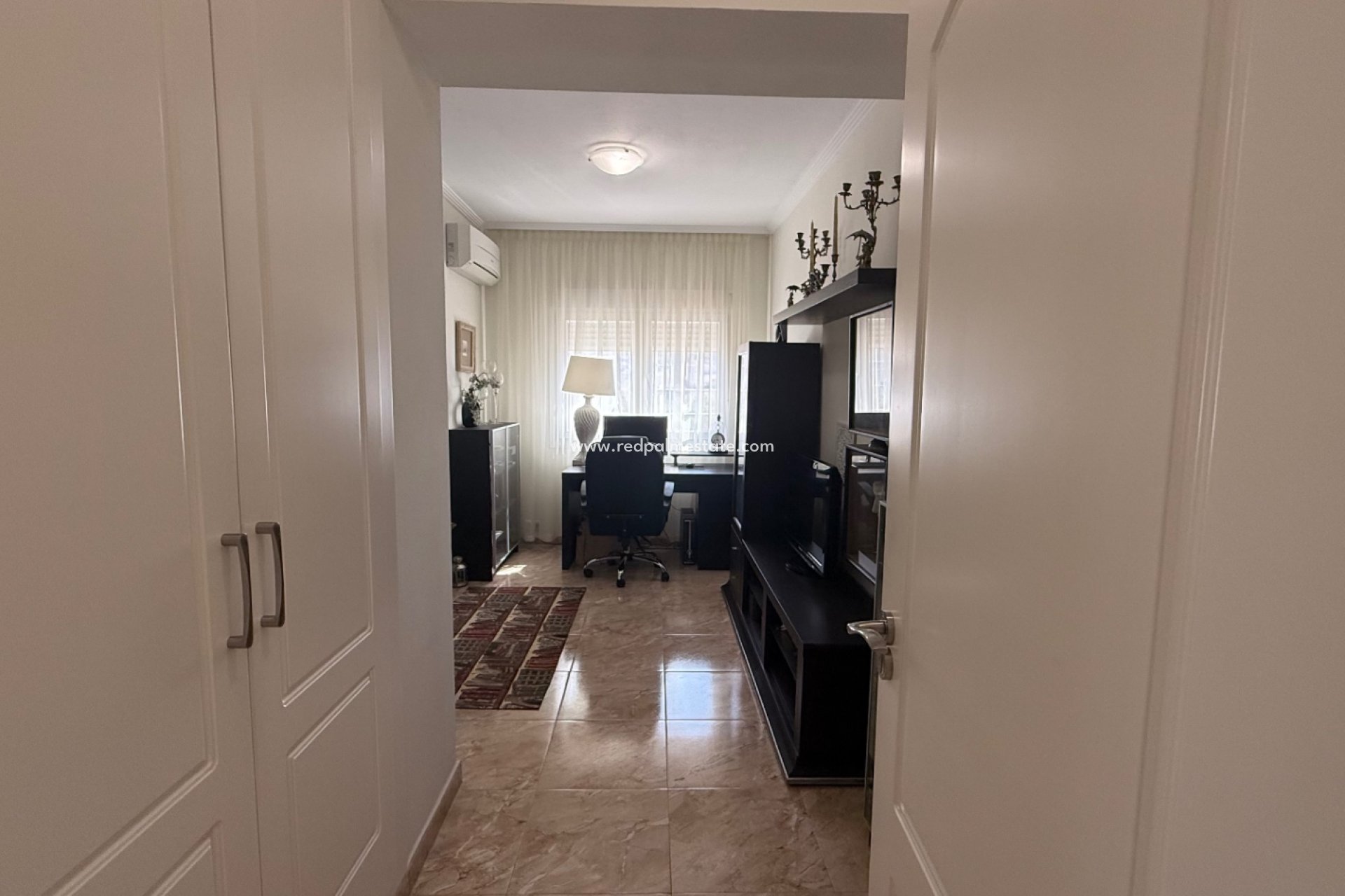 Videresalg - Villa -
Torrevieja