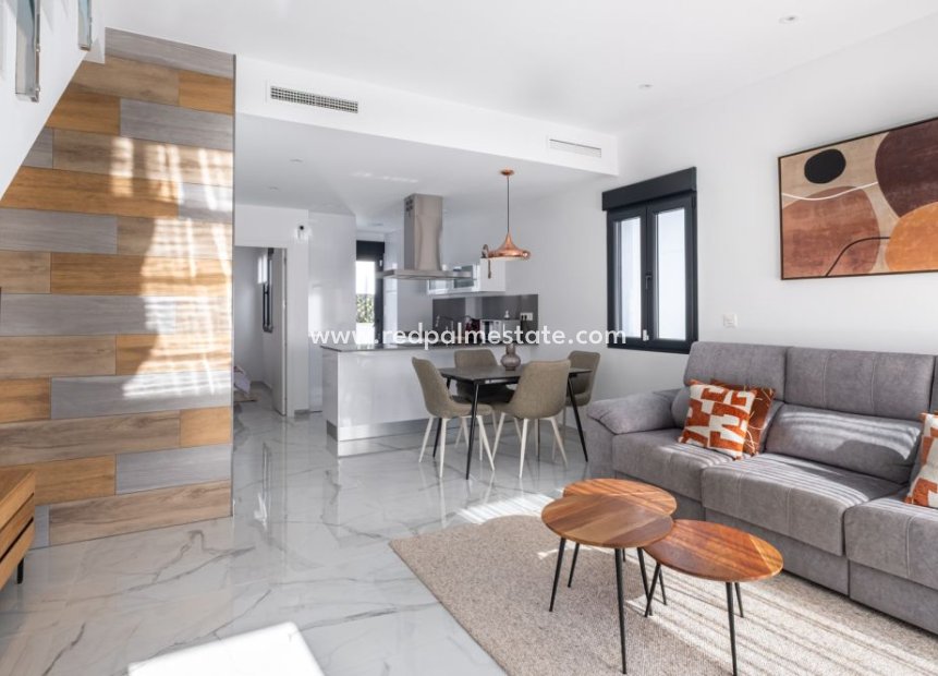 Videresalg - Villa -
Torrevieja