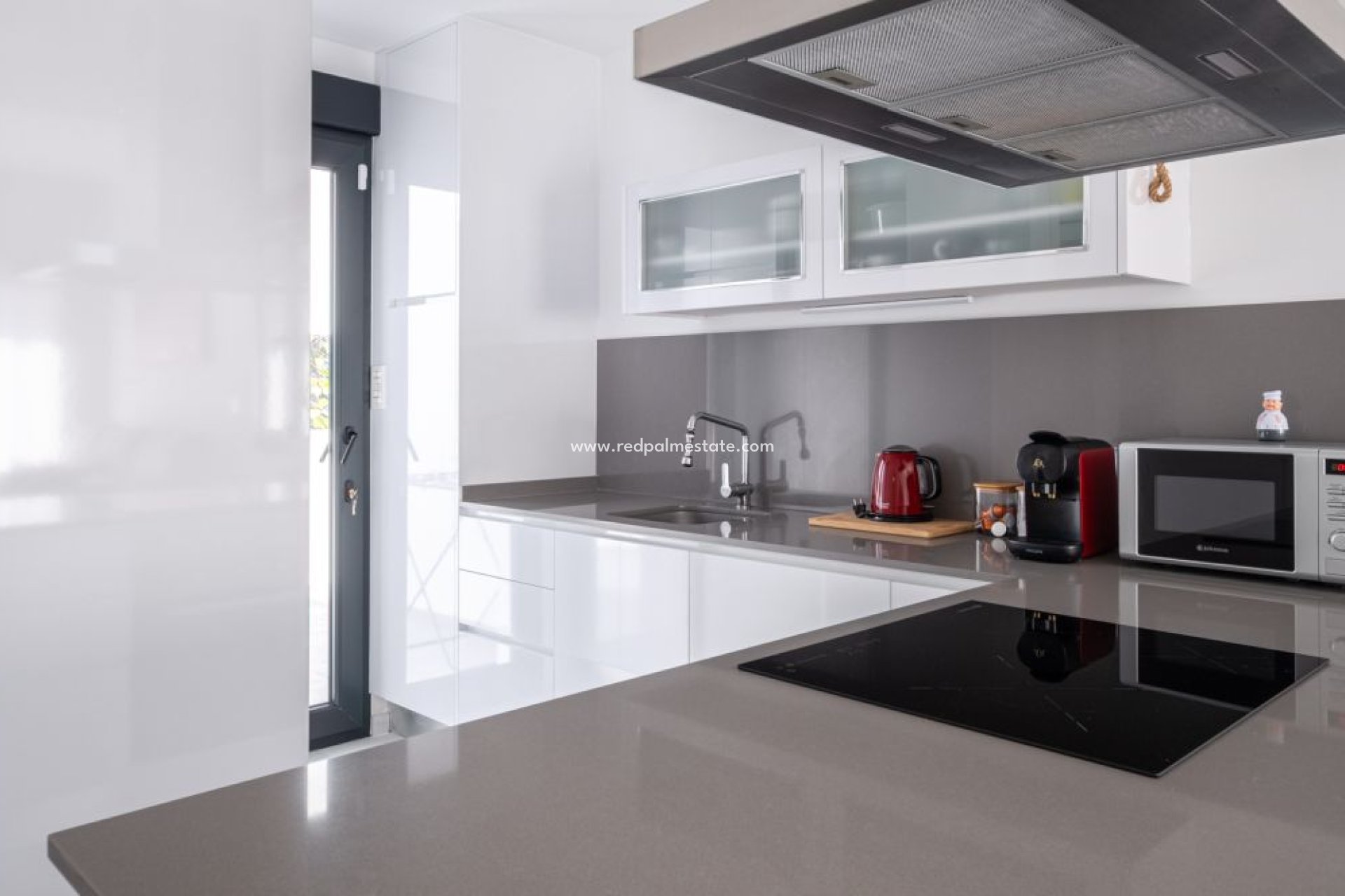 Videresalg - Villa -
Torrevieja