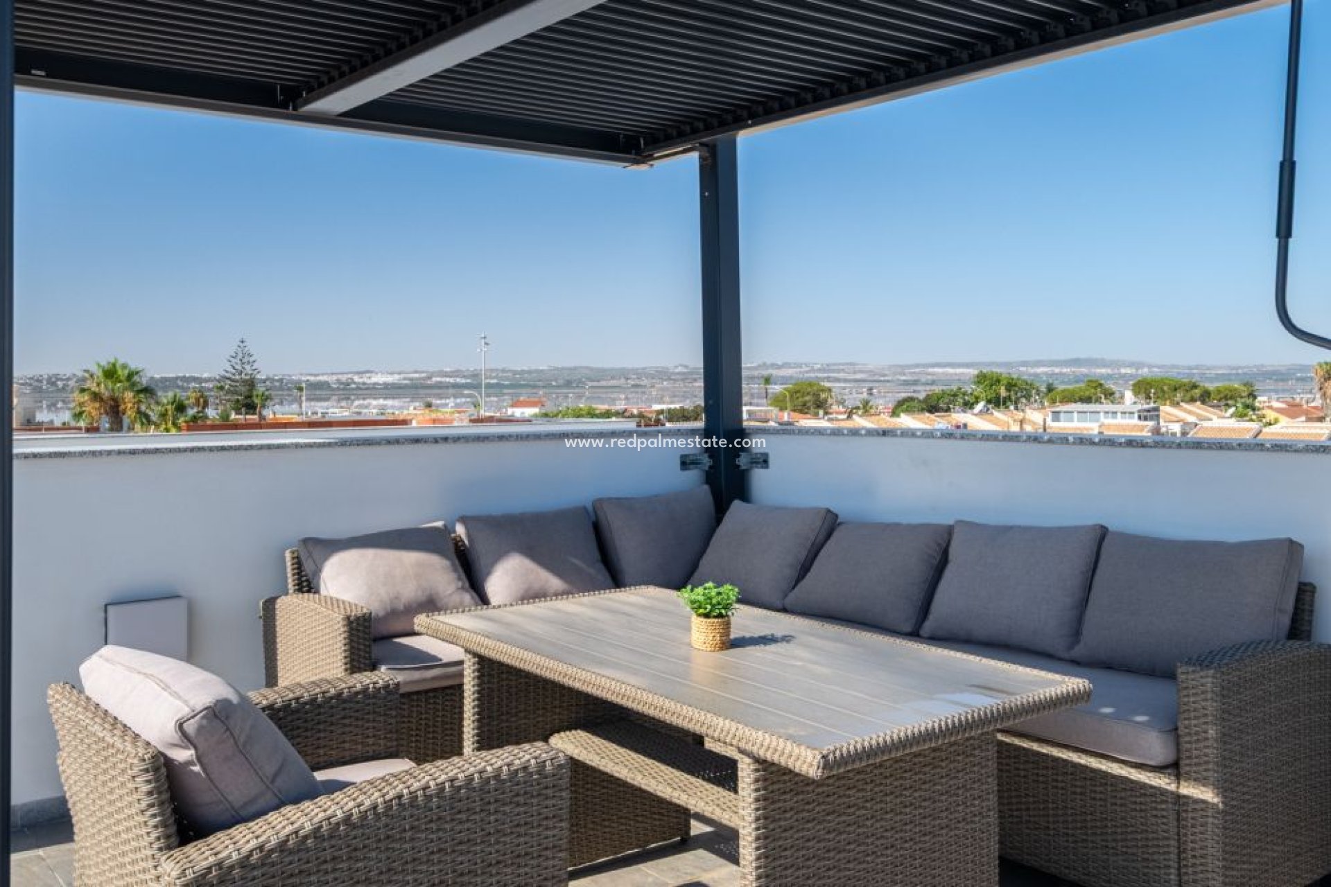 Videresalg - Villa -
Torrevieja