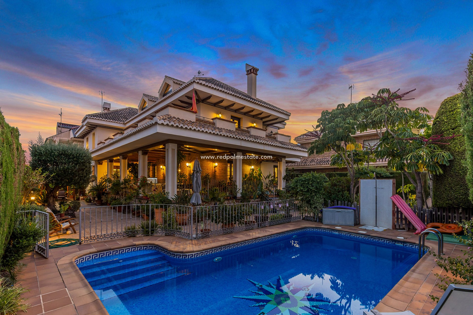 Videresalg - Villa -
Torrevieja