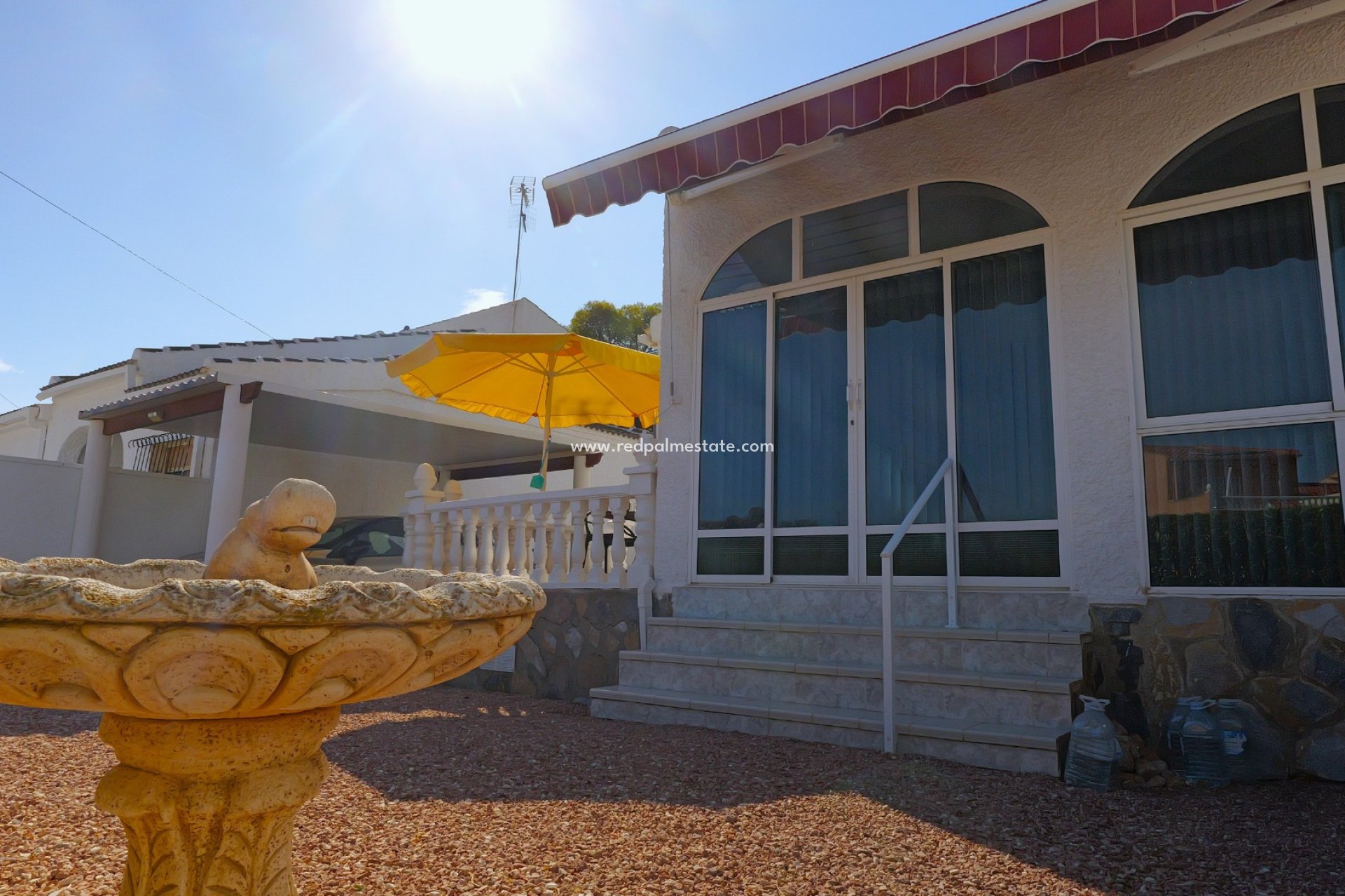 Videresalg - Villa -
Torrevieja