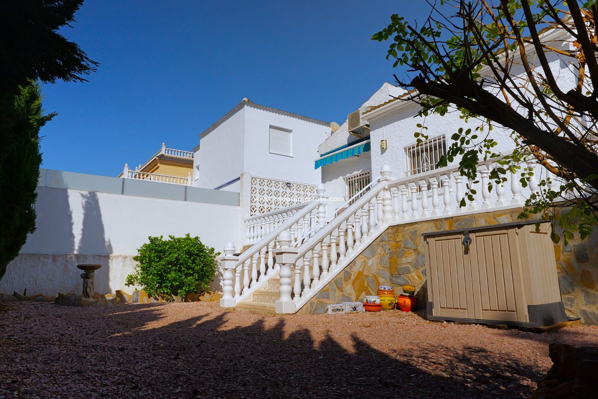 Videresalg - Villa -
Torrevieja