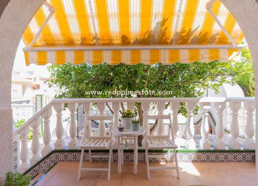 Videresalg - Villa -
Torrevieja