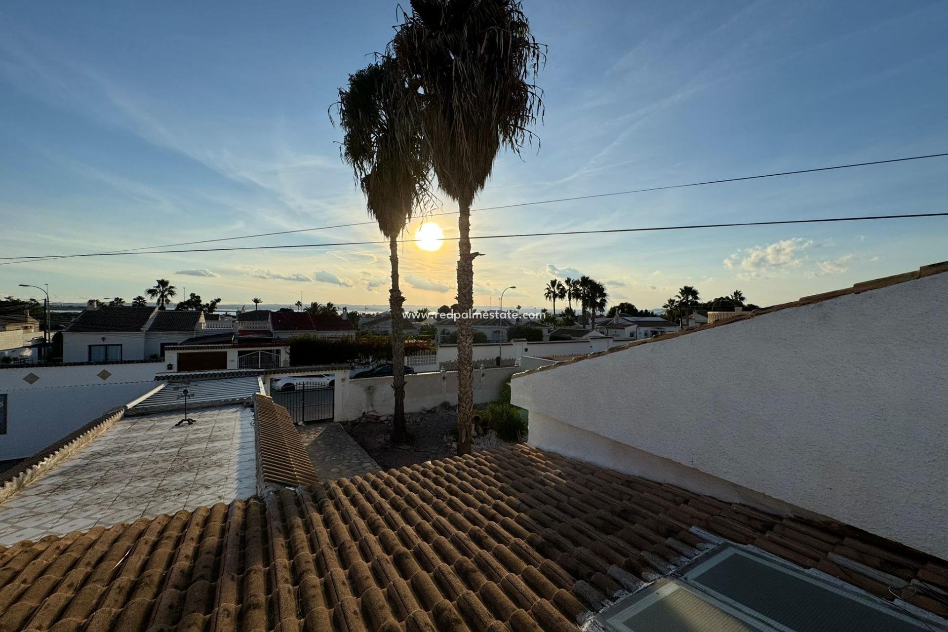 Videresalg - Villa -
Torrevieja