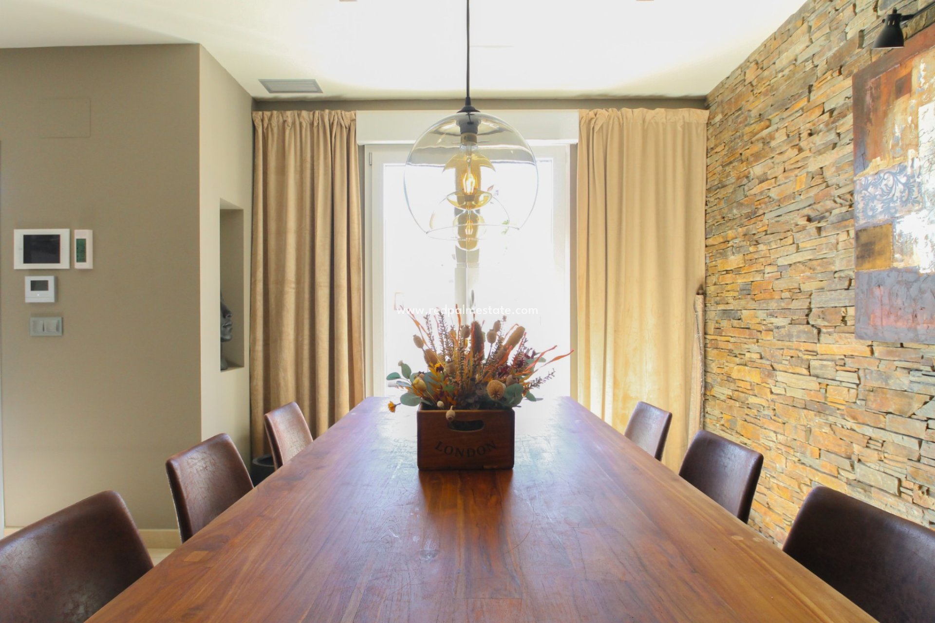 Videresalg - Villa -
Torrevieja