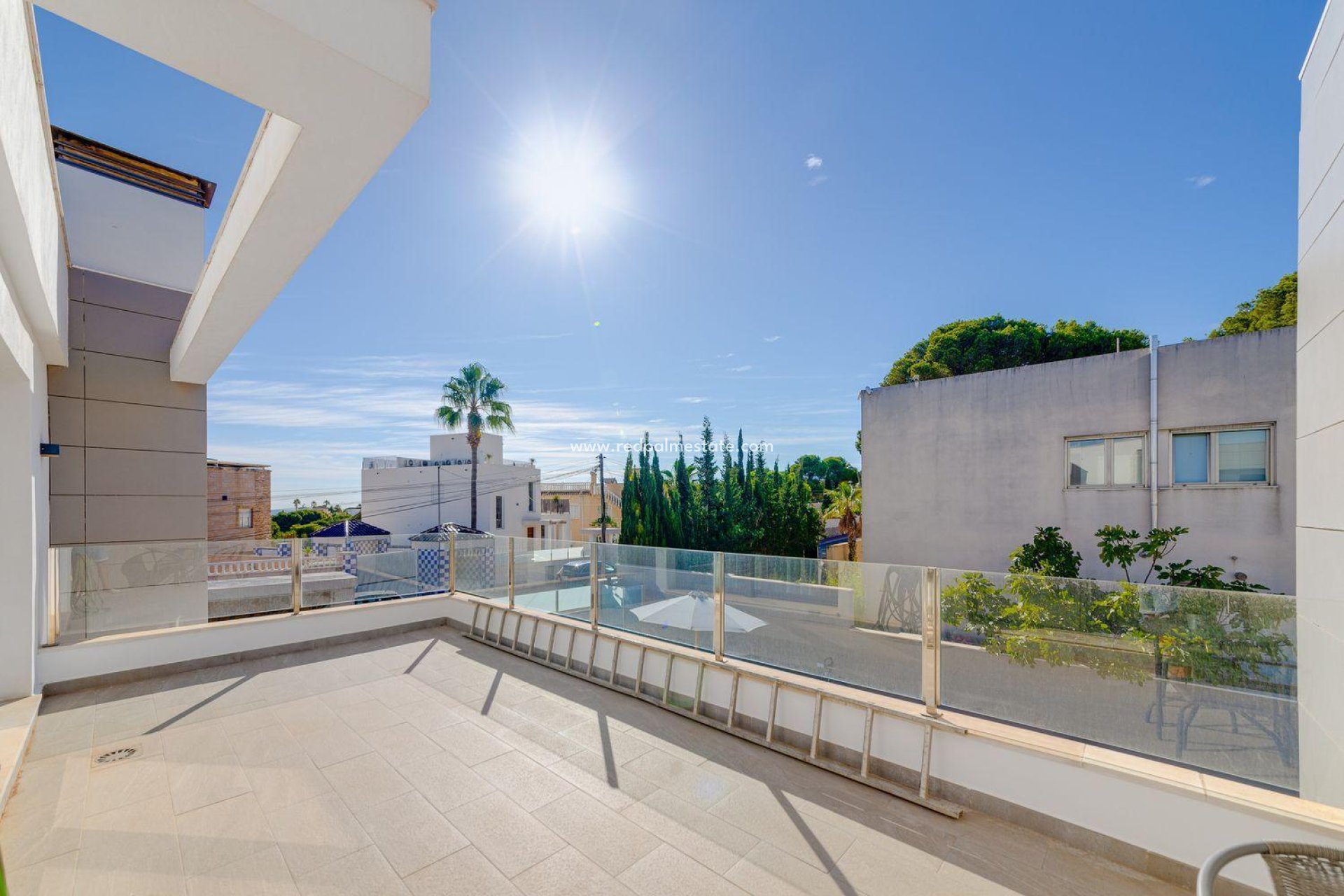Videresalg - Villa -
Torrevieja