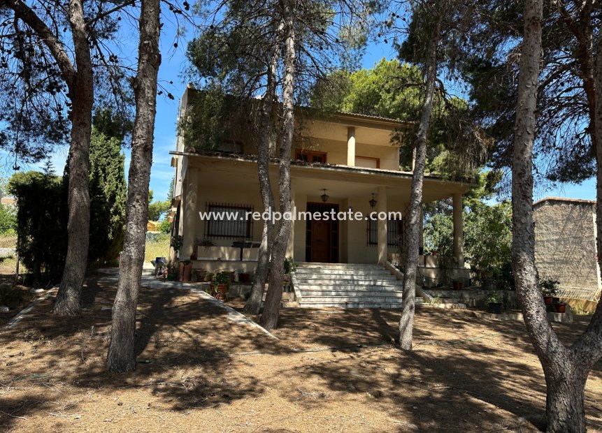 Videresalg - Villa -
Torrevieja