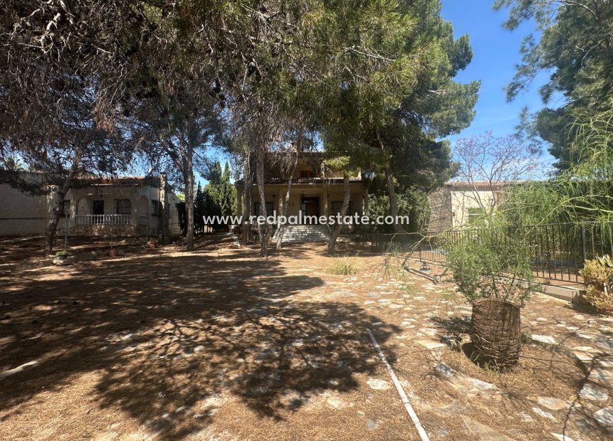 Videresalg - Villa -
Torrevieja