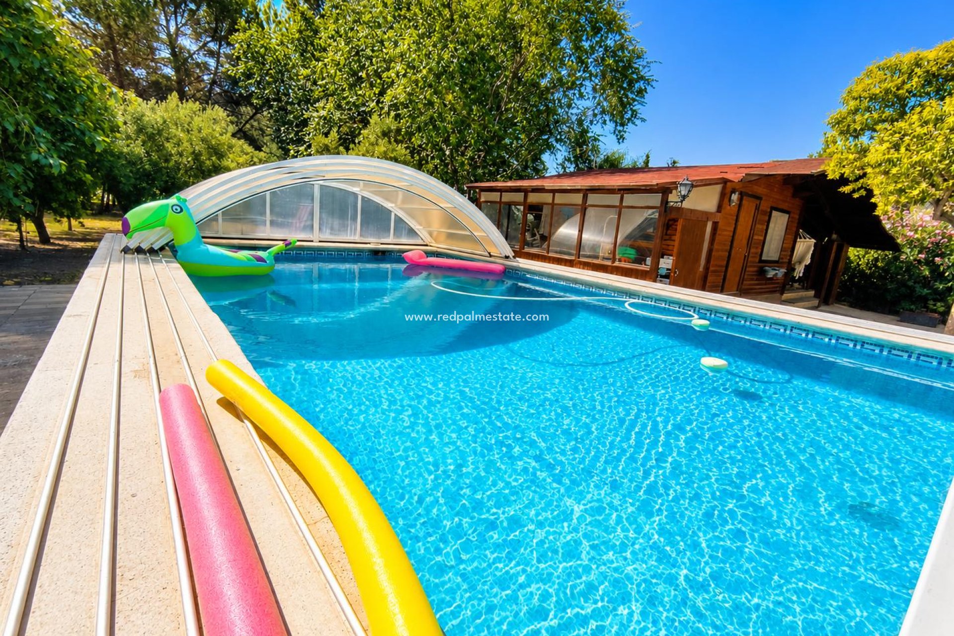 Videresalg - Villa -
Villena - Inland