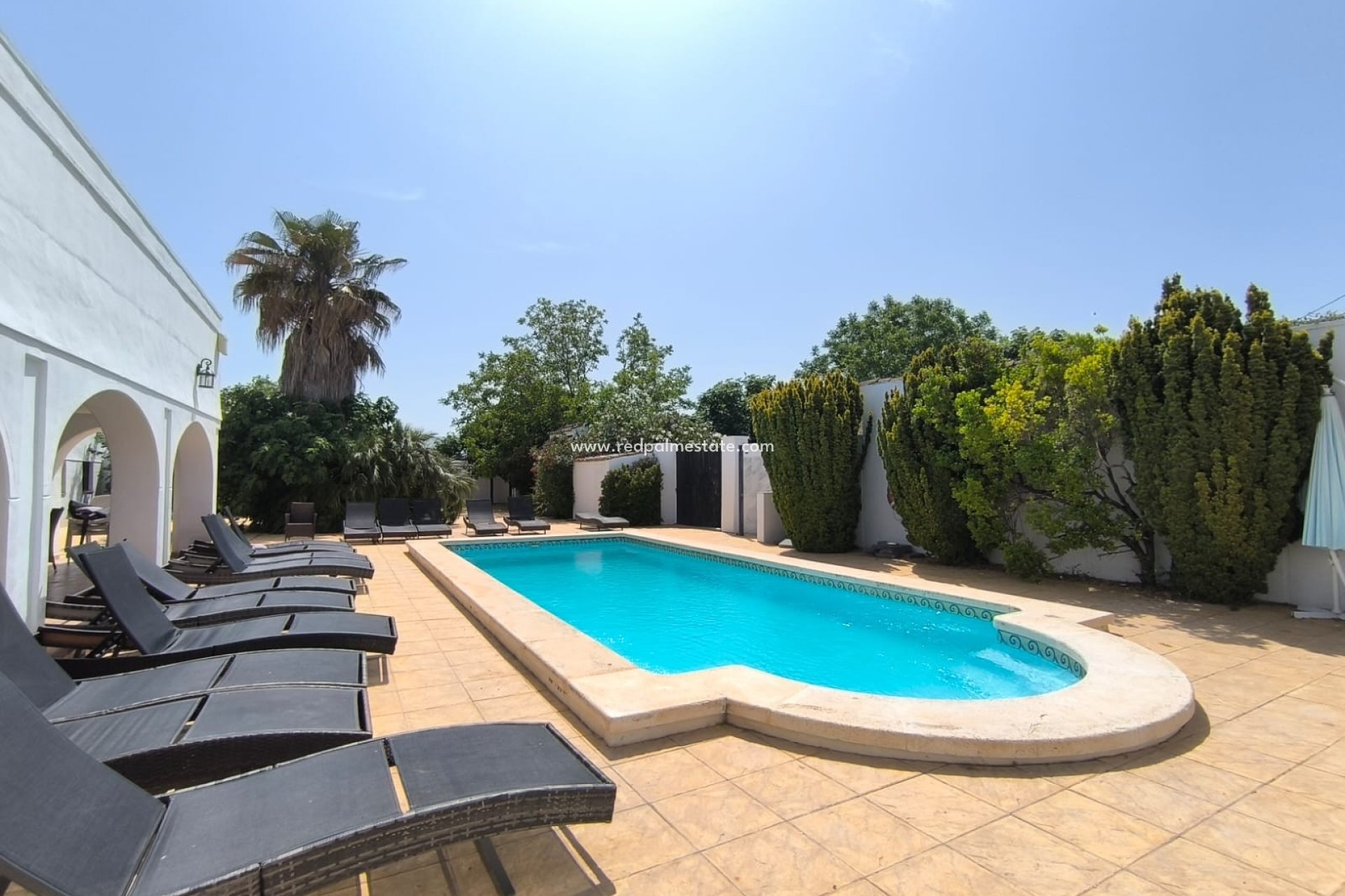 Videresalg - Villa -
Villena - Inland