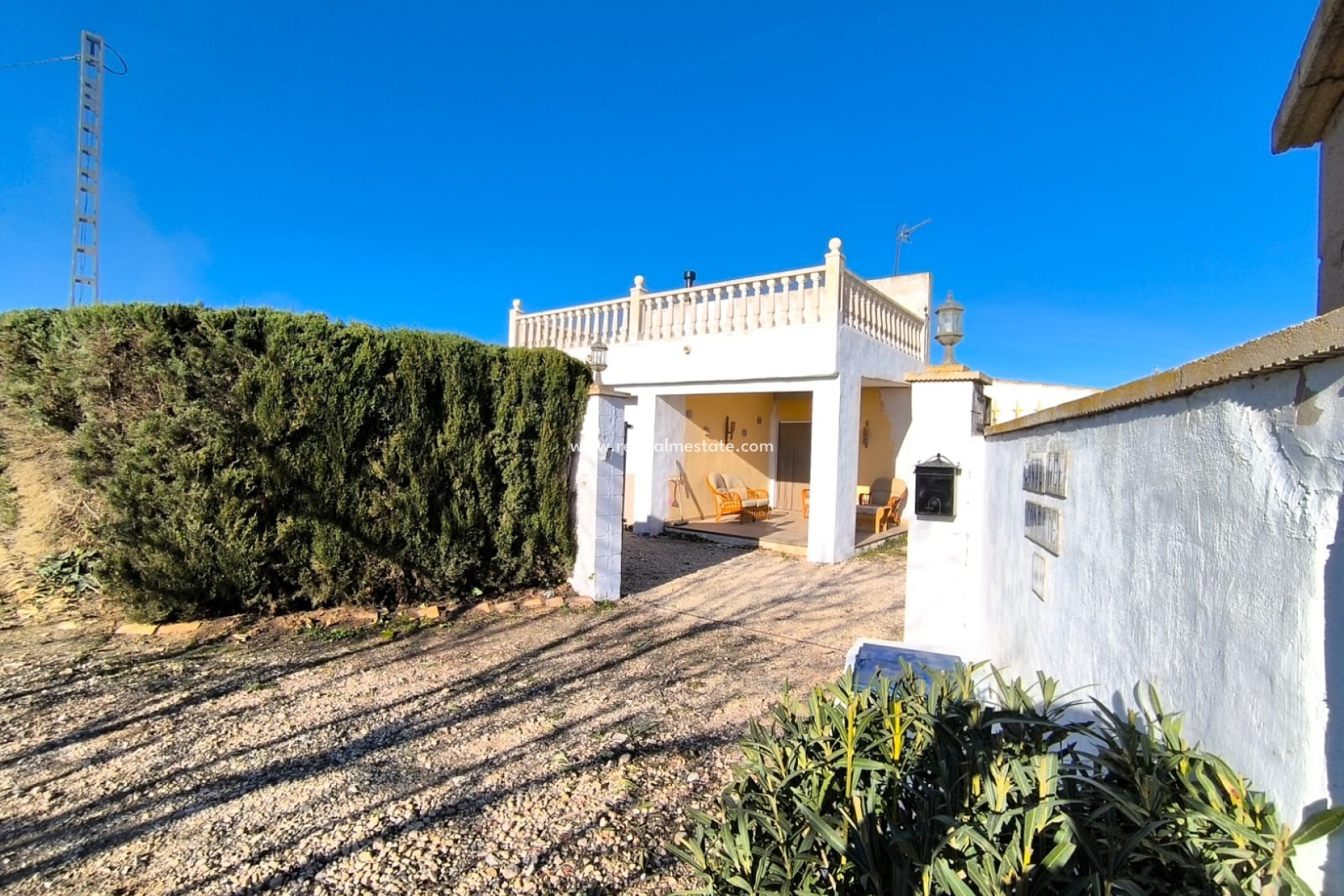 Videresalg - Villa -
Villena - Inland