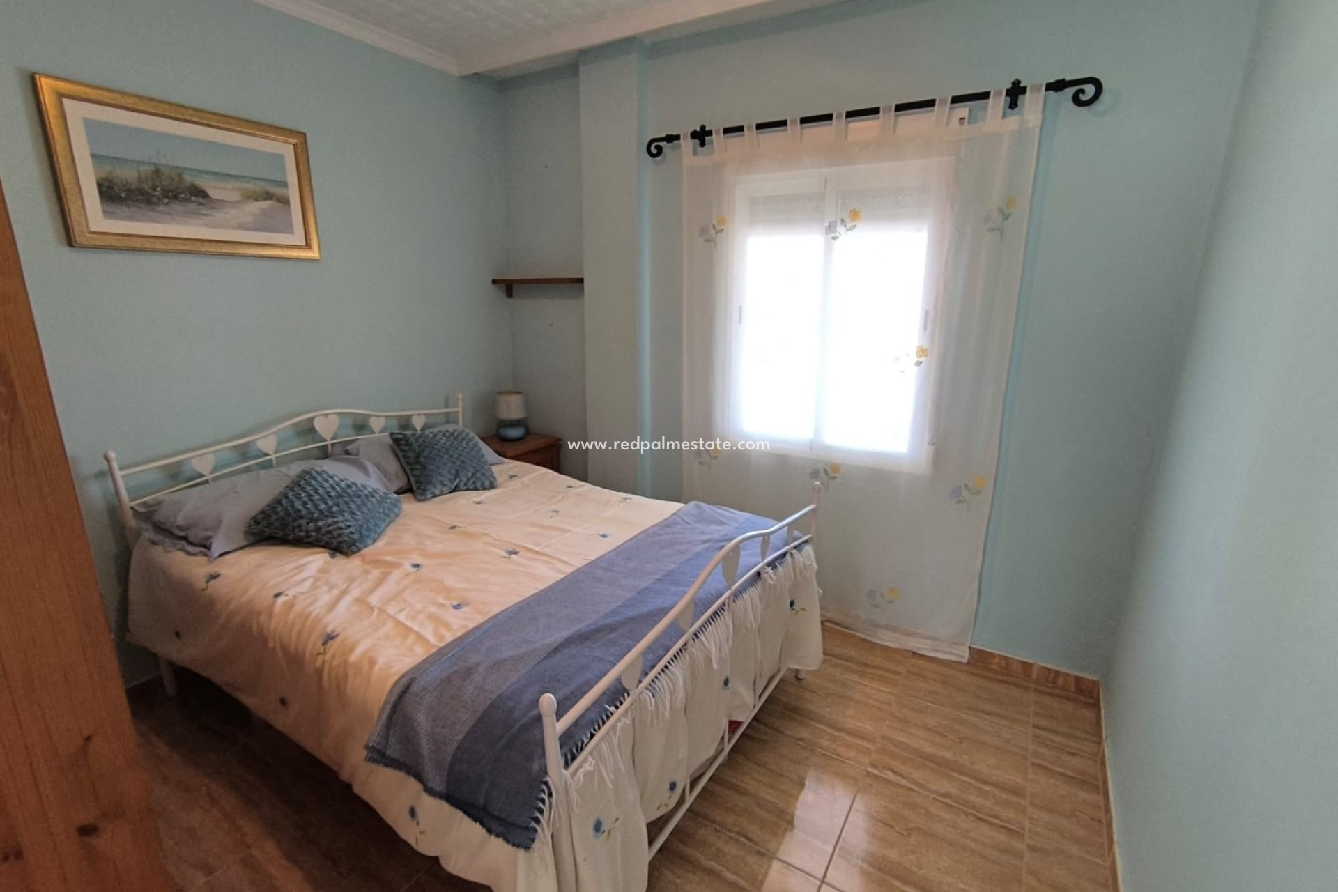 Videresalg - Villa -
Villena - Inland