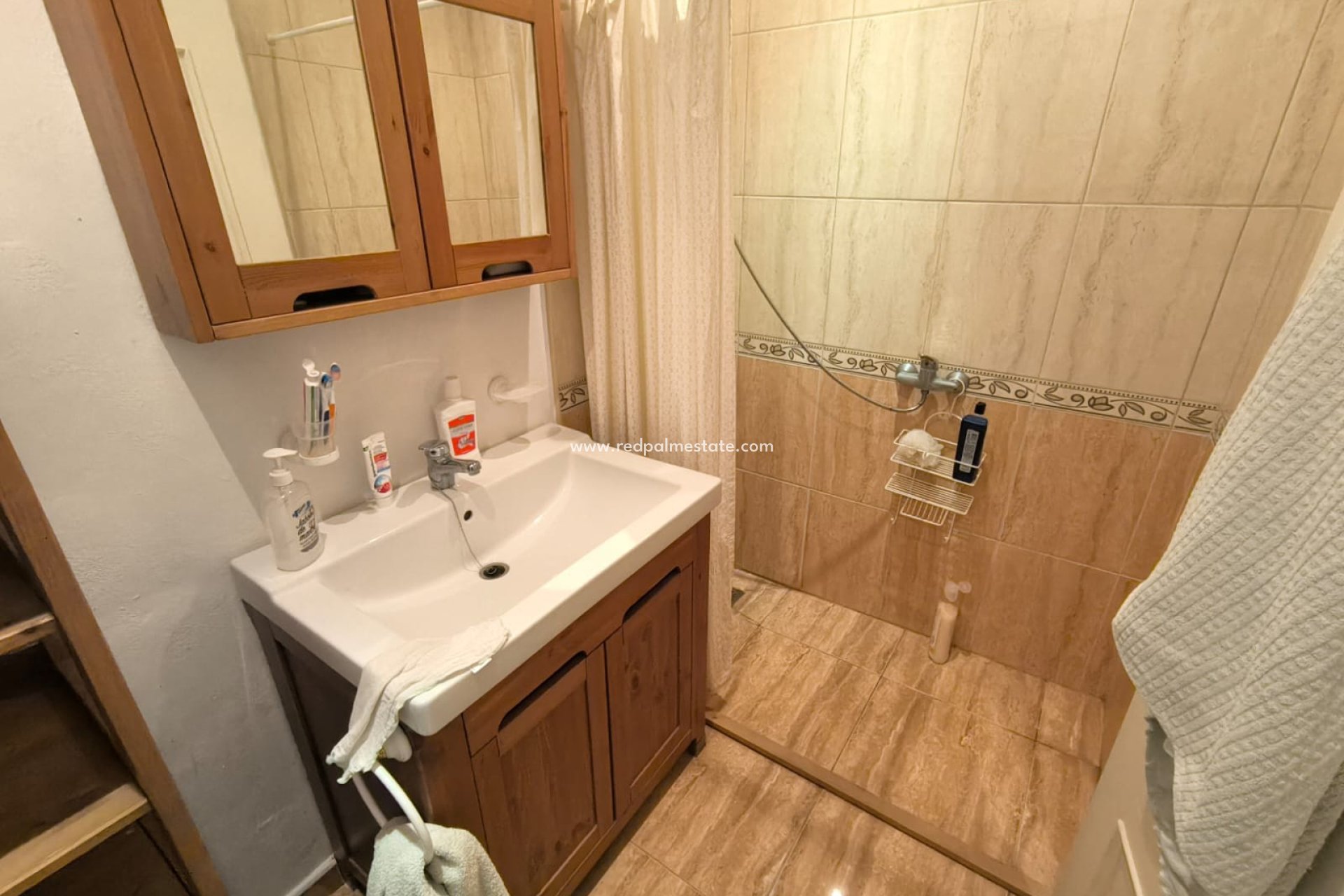 Videresalg - Villa -
Villena - Inland