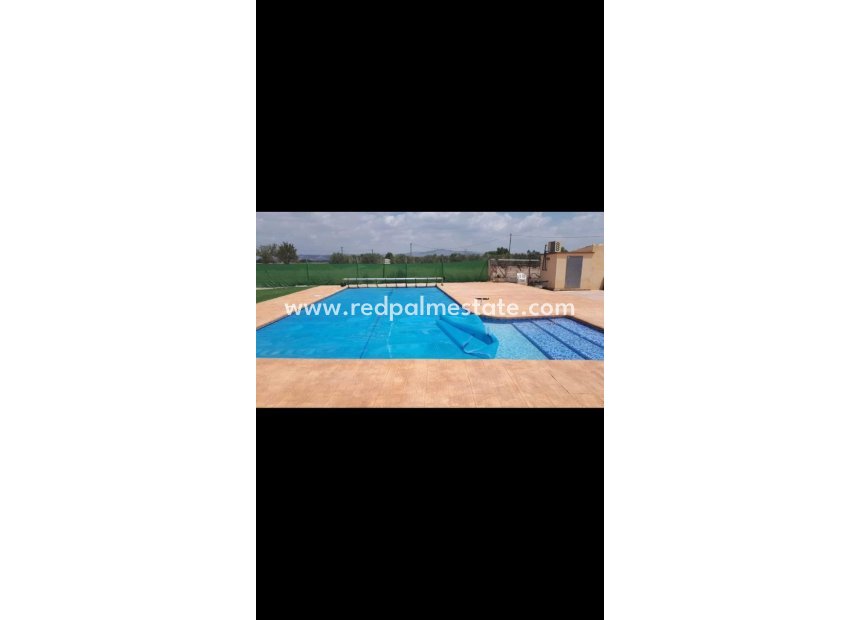 Videresalg - Villa -
Villena - Inland