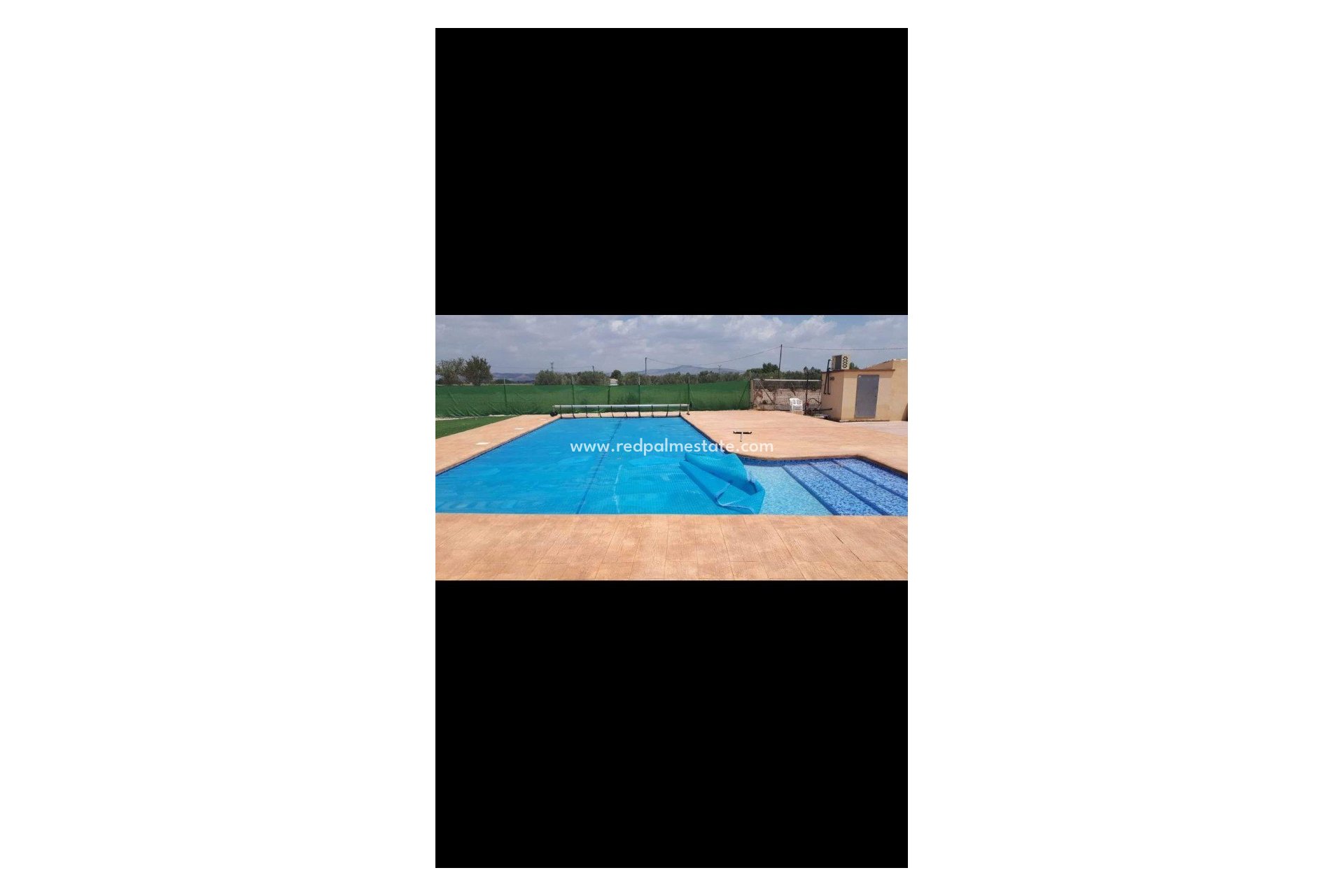 Videresalg - Villa -
Villena - Inland