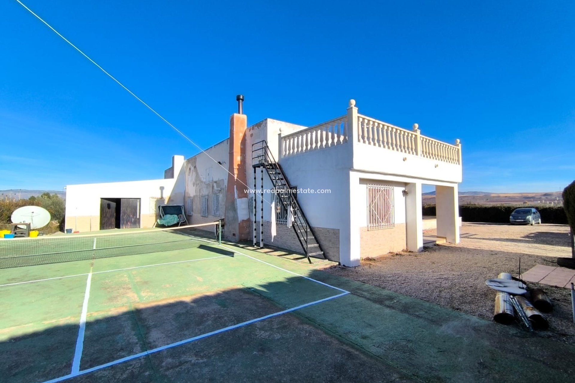 Videresalg - Villa -
Villena - Inland