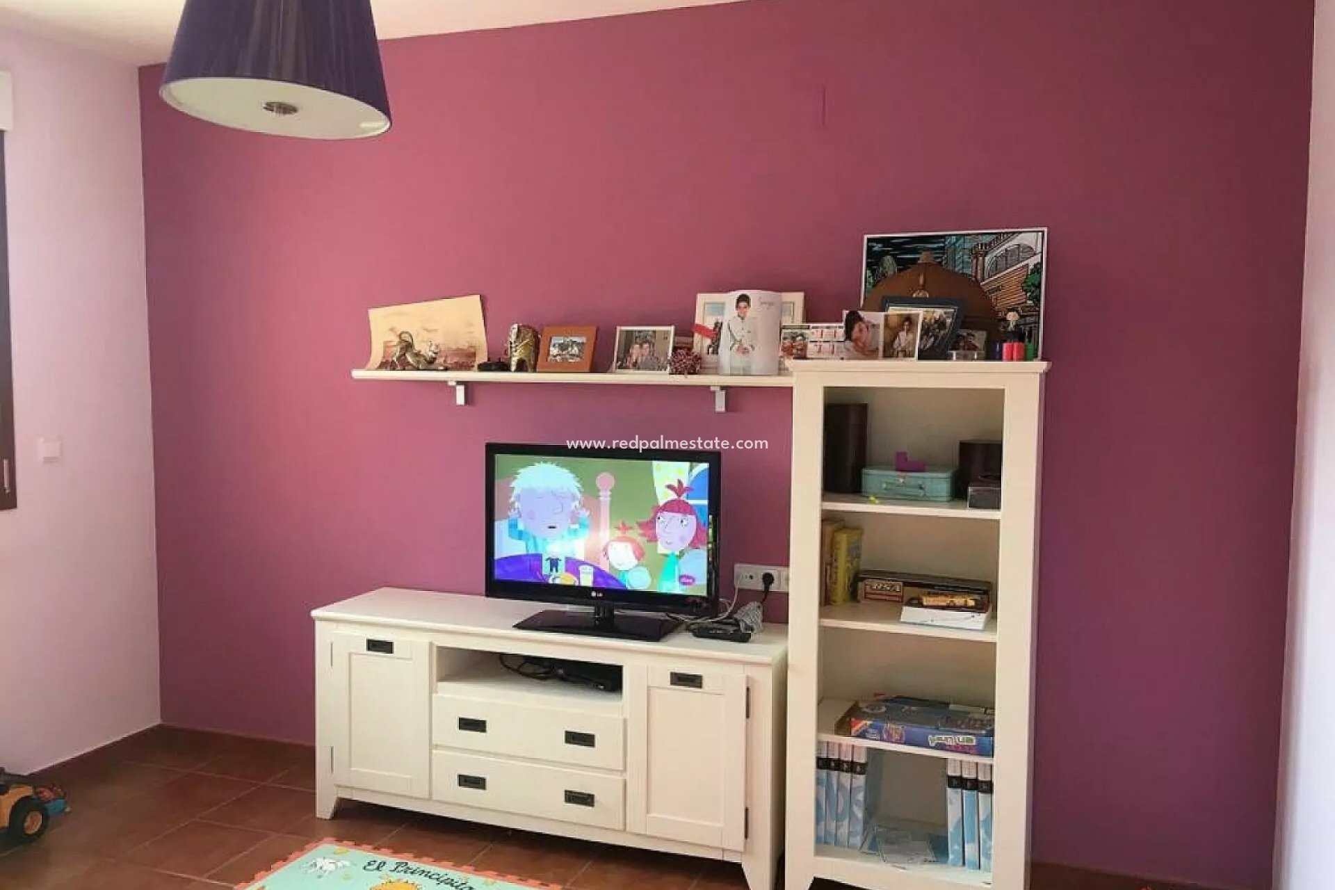 Videresalg - Villa -
Villena