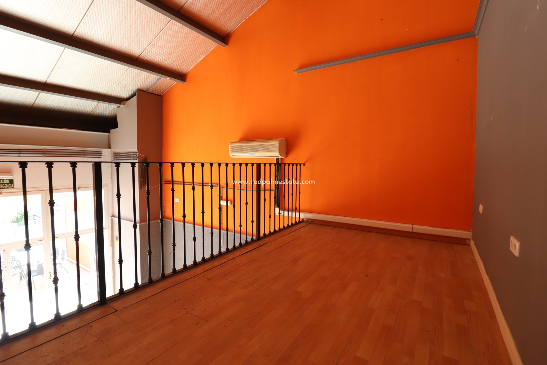 Videresalg - Virksomhet -
Algorfa