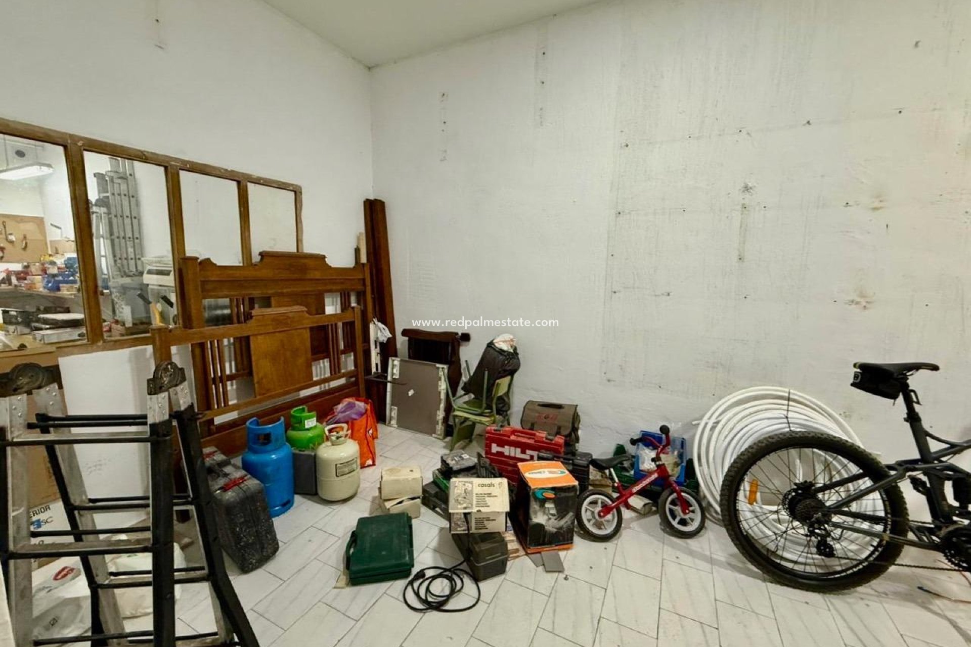 Videresalg - Virksomhet -
Benidorm - Poniente