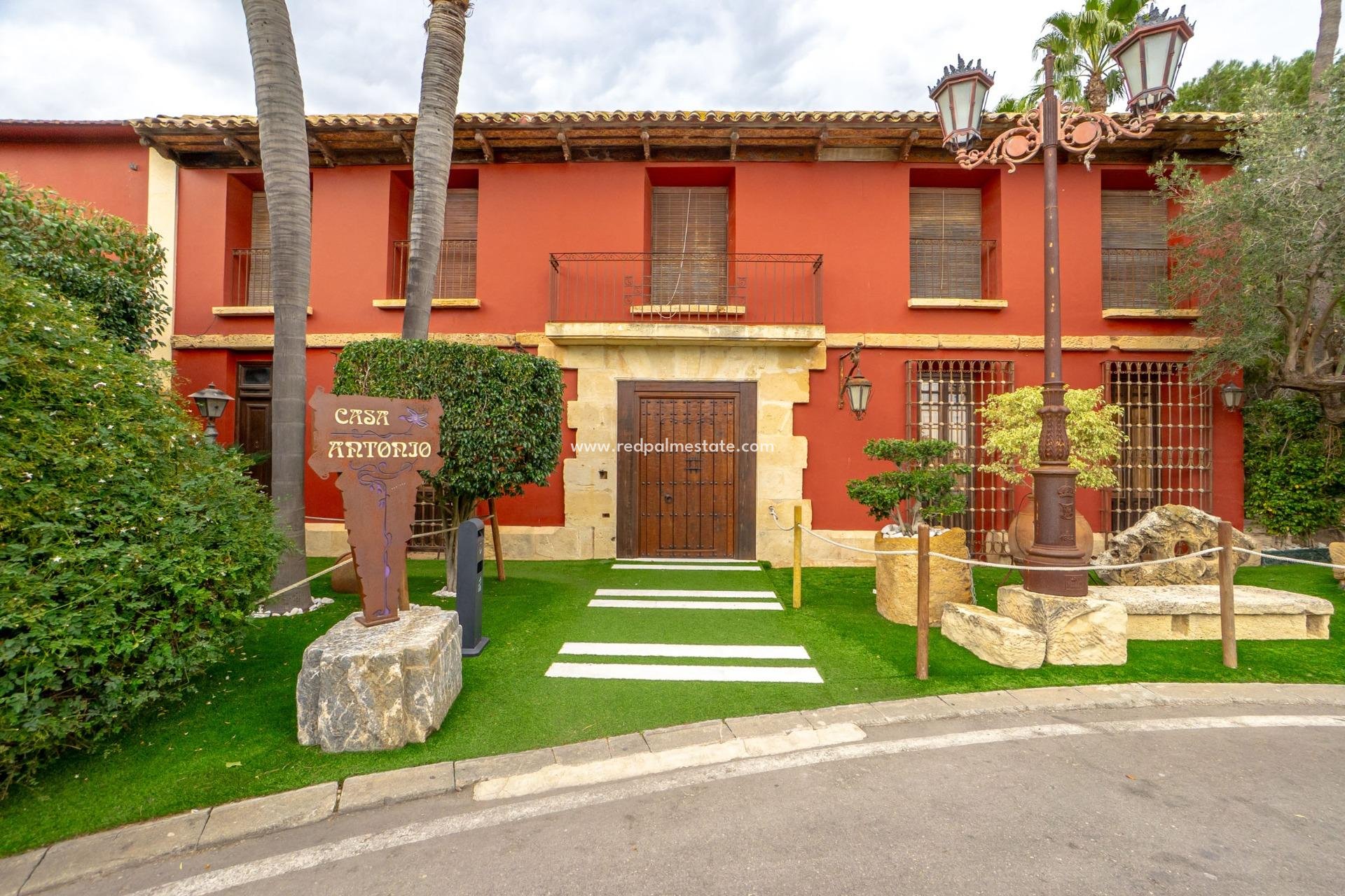 Videresalg - Virksomhet -
Ciudad Quesada/Rojales - Heredades