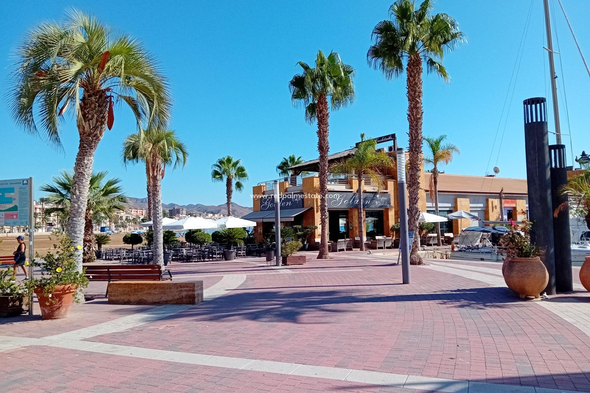 Videresalg - Virksomhet -
Mazarron - Puerto De Mazarrón