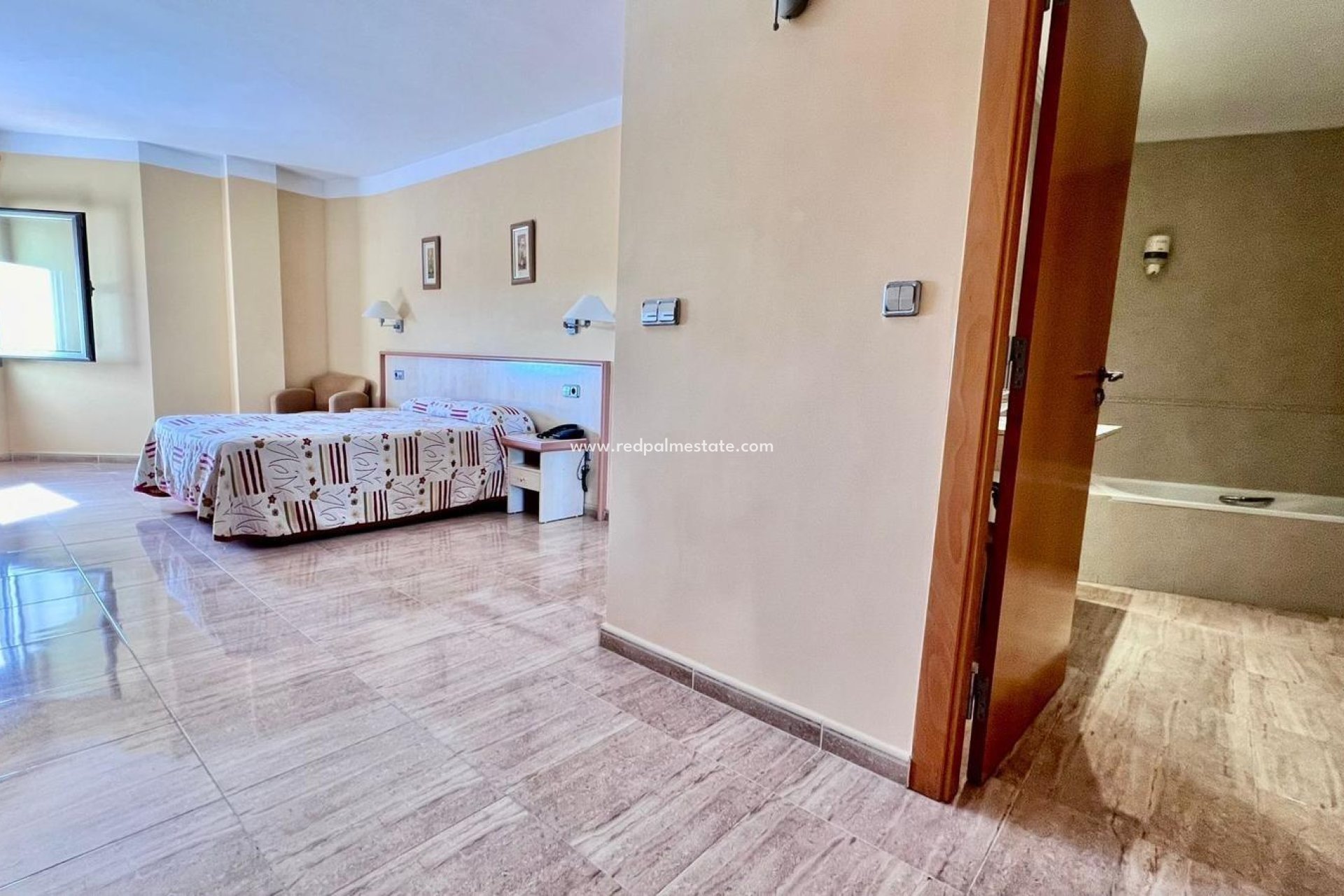 Videresalg - Virksomhet -
Montesinos - Los Montesinos