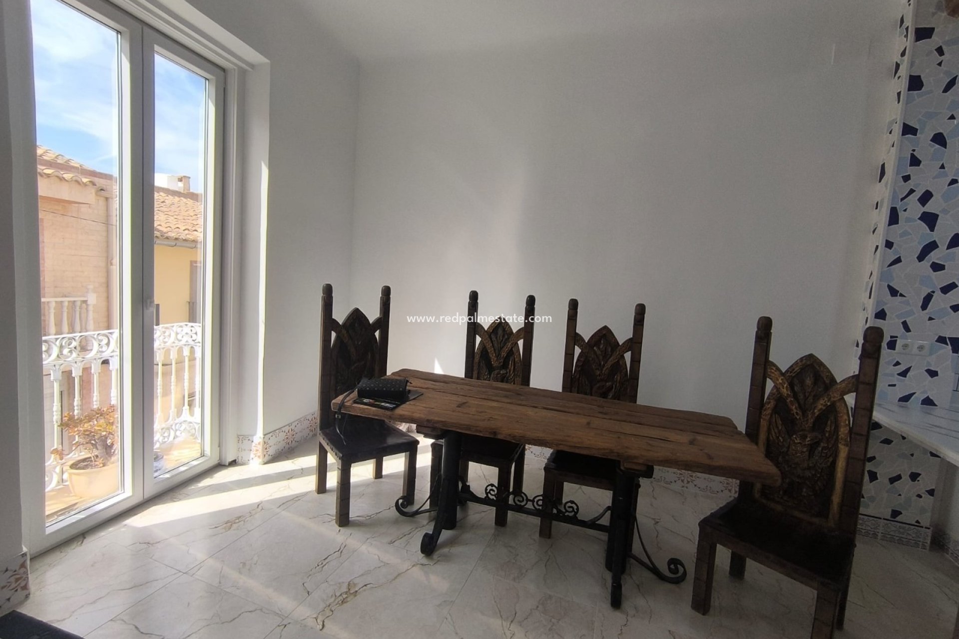 Videresalg - Virksomhet -
Pinoso - Inland