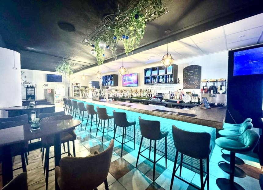 Videresalg - Virksomhet -
San Miguel de Salinas - Inland