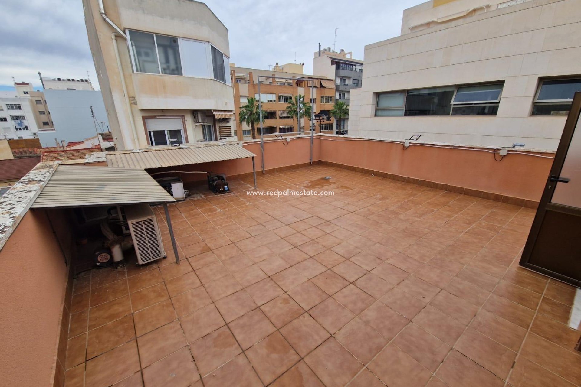 Videresalg - Virksomhet -
Torrevieja - Center