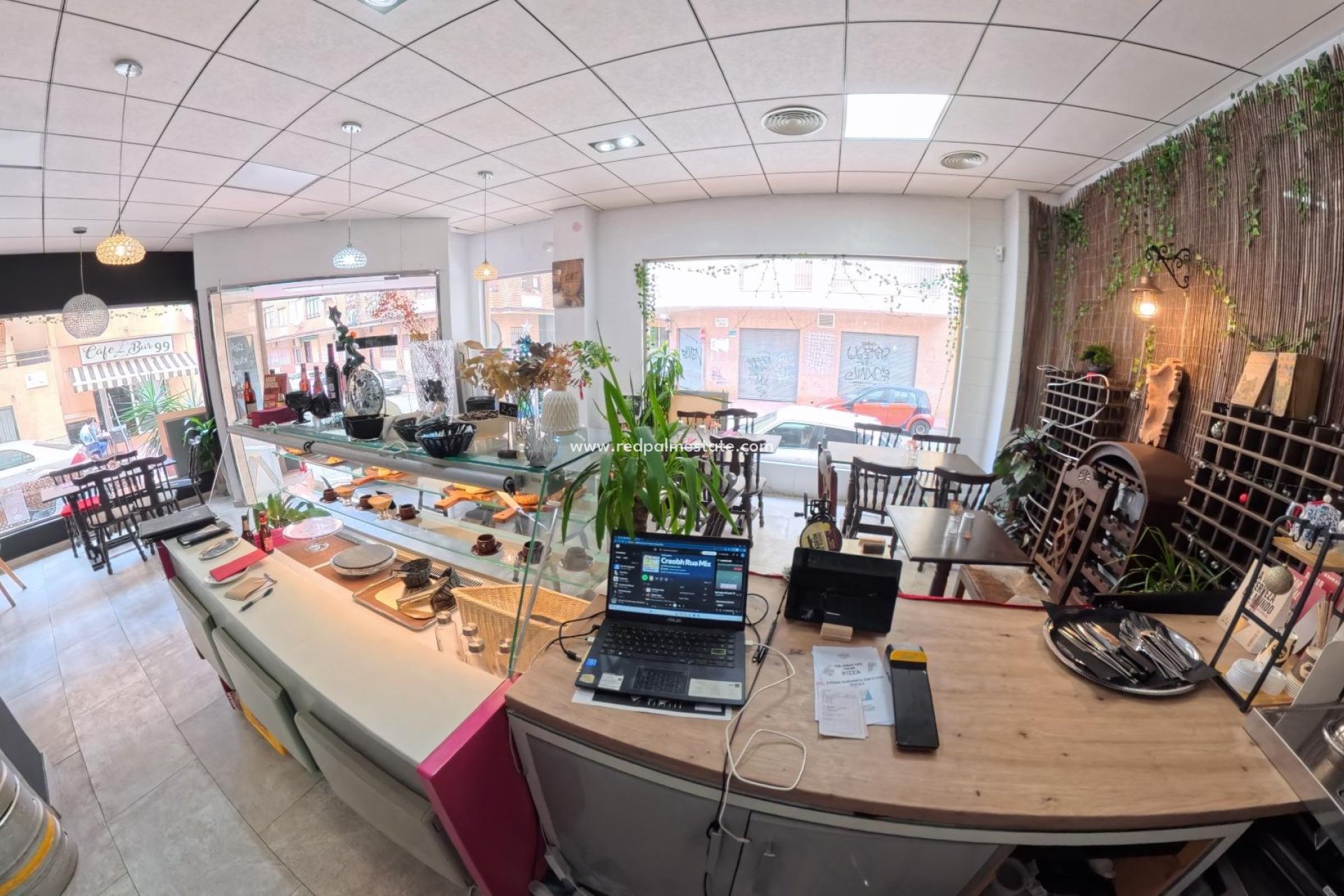 Videresalg - Virksomhet -
Torrevieja - Centro Torrevieja