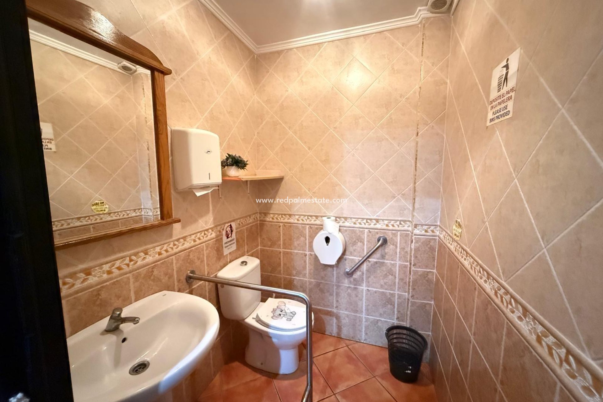 Videresalg - Virksomhet -
Torrevieja - Centro Torrevieja