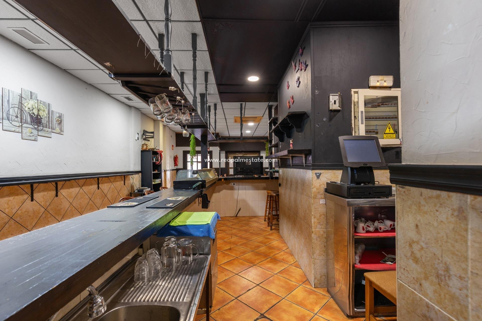 Videresalg - Virksomhet -
Torrevieja - Centro Torrevieja