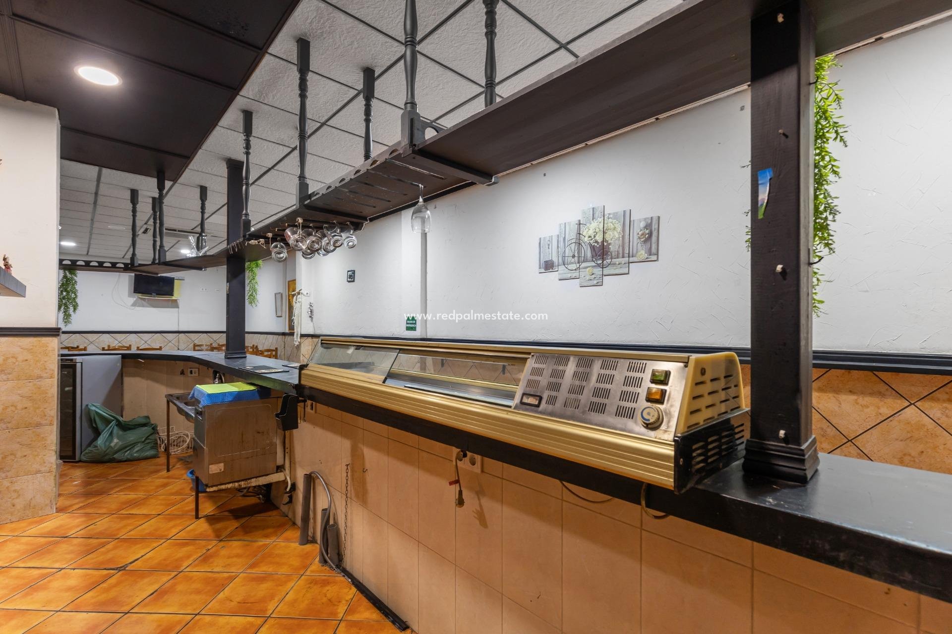 Videresalg - Virksomhet -
Torrevieja - Centro Torrevieja