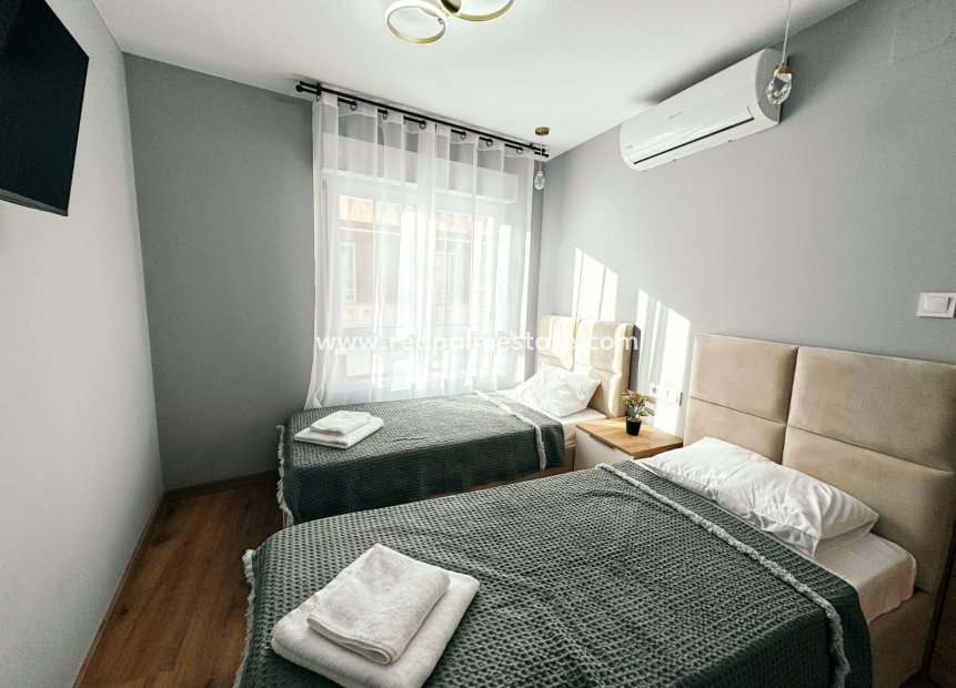 Videresalg - Virksomhet -
Torrevieja - Centro Torrevieja