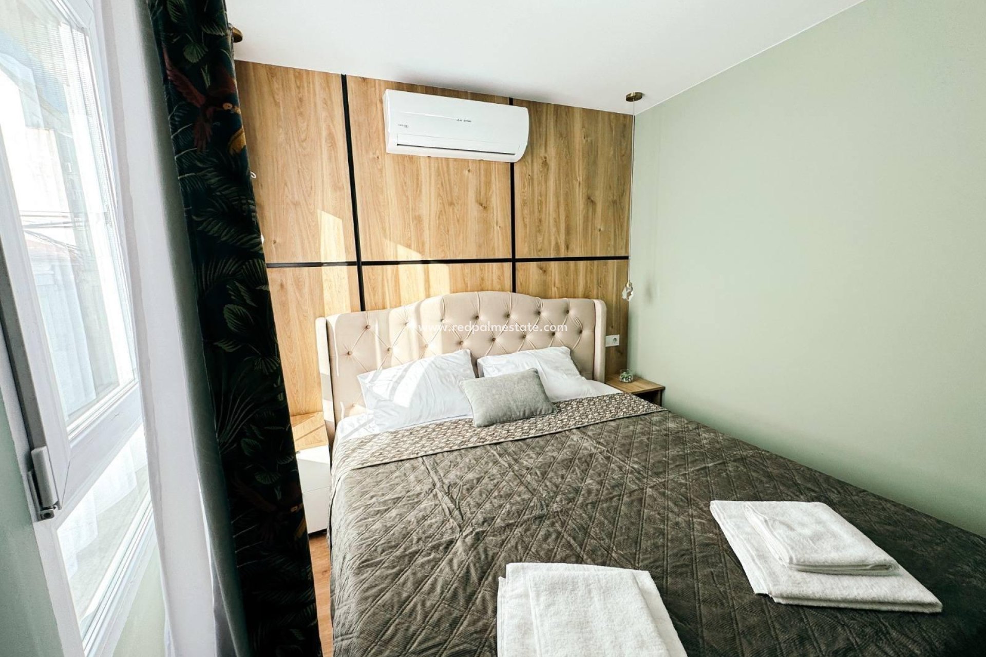 Videresalg - Virksomhet -
Torrevieja - Centro Torrevieja