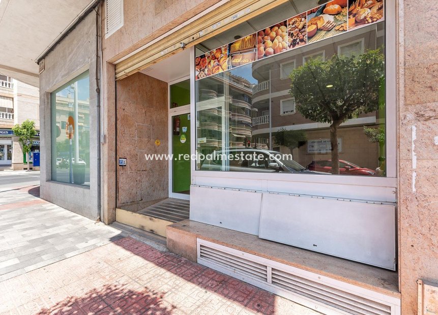 Videresalg - Virksomhet -
Torrevieja - Centro Torrevieja