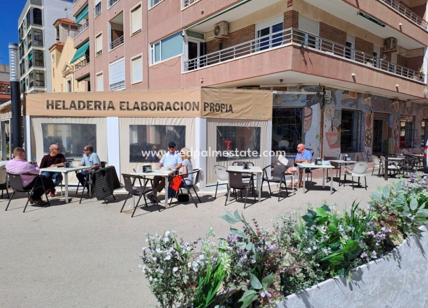 Videresalg - Virksomhet -
Torrevieja - La Mata