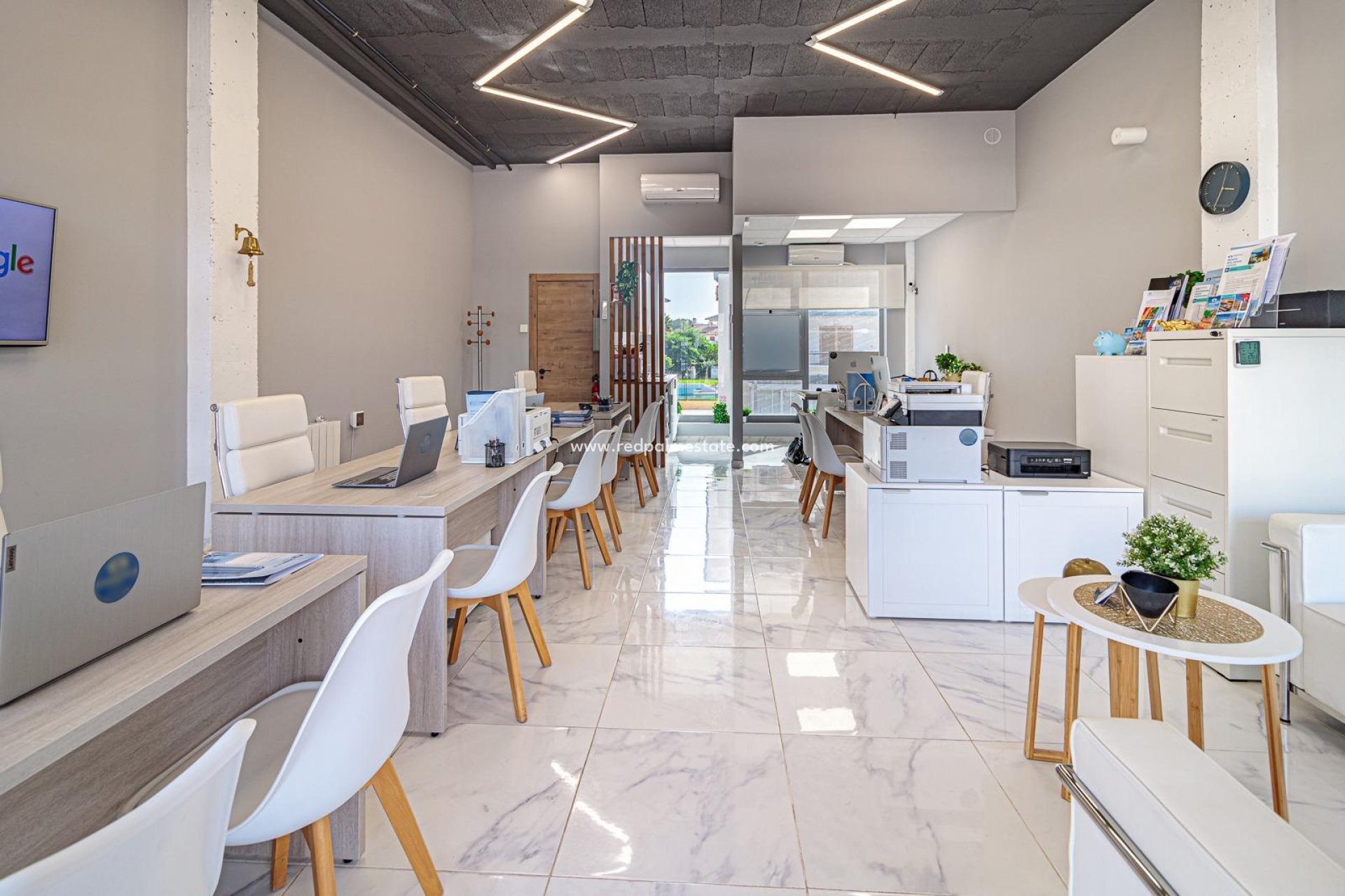 Videresalg - Virksomhet -
Torrevieja - La Mata