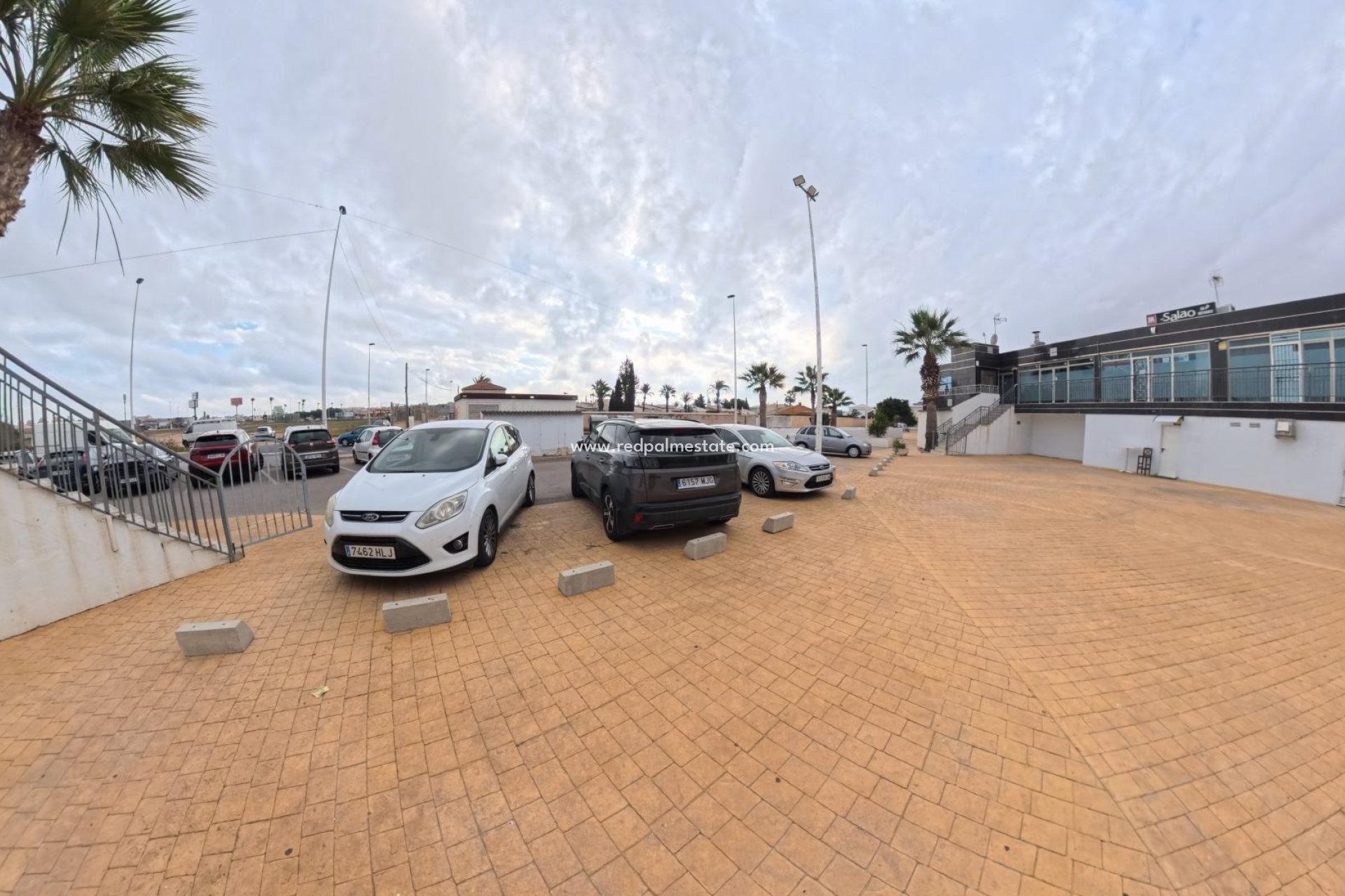 Videresalg - Virksomhet -
Torrevieja - La Siesta - El Salado - Torreta